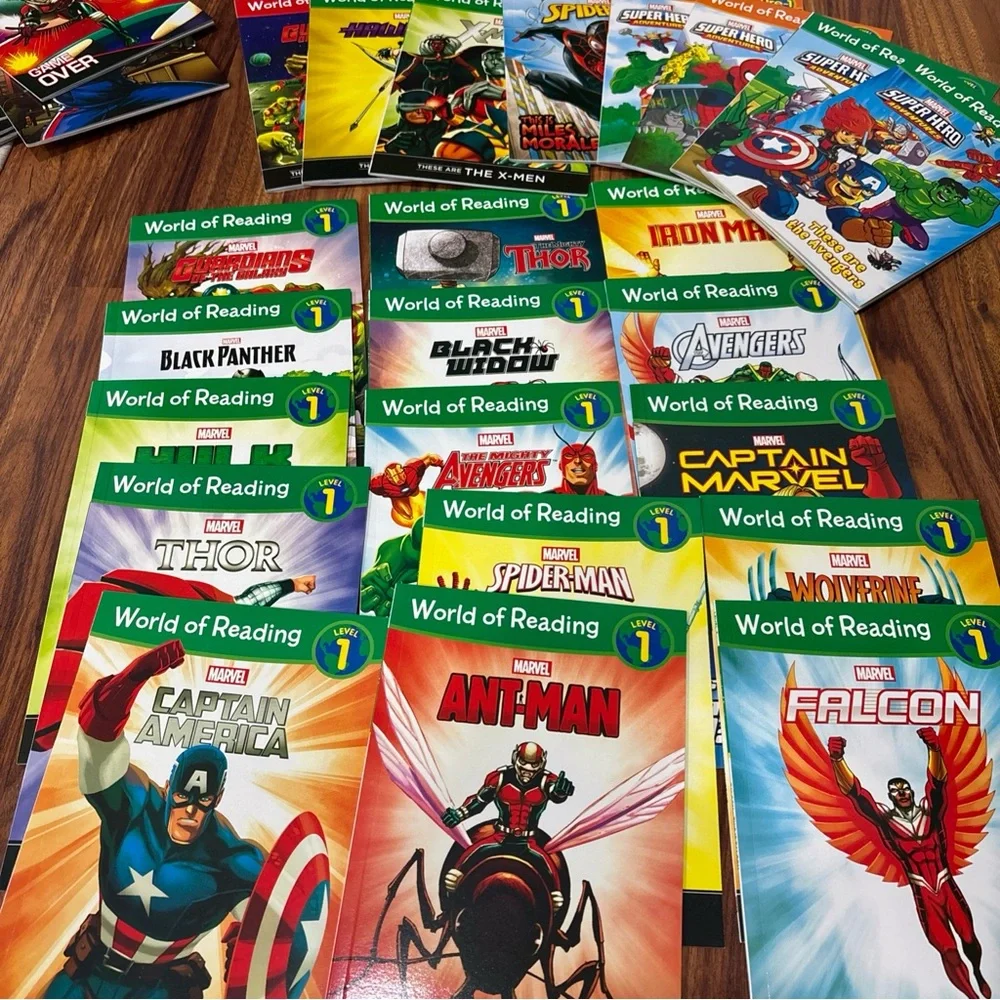 Lot of 10 World of Reading Marvel Paperback Books Iron Man Spiderman Thor random